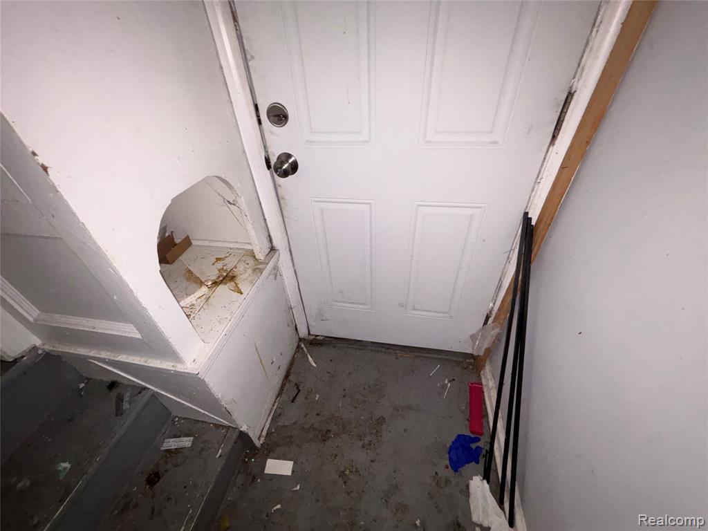 7647 Greenview Avenue, Detroit, MI 48228 — Photo 49