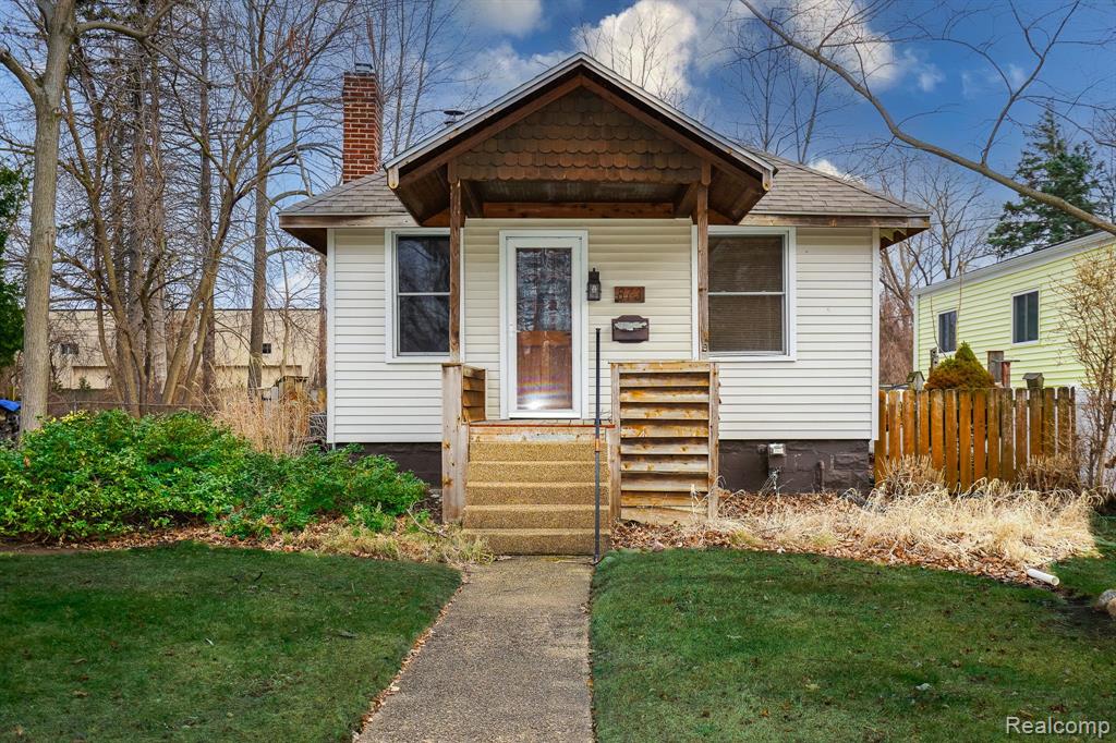 873 HENDRICKSON Boulevard, Clawson, MI — Photo 2