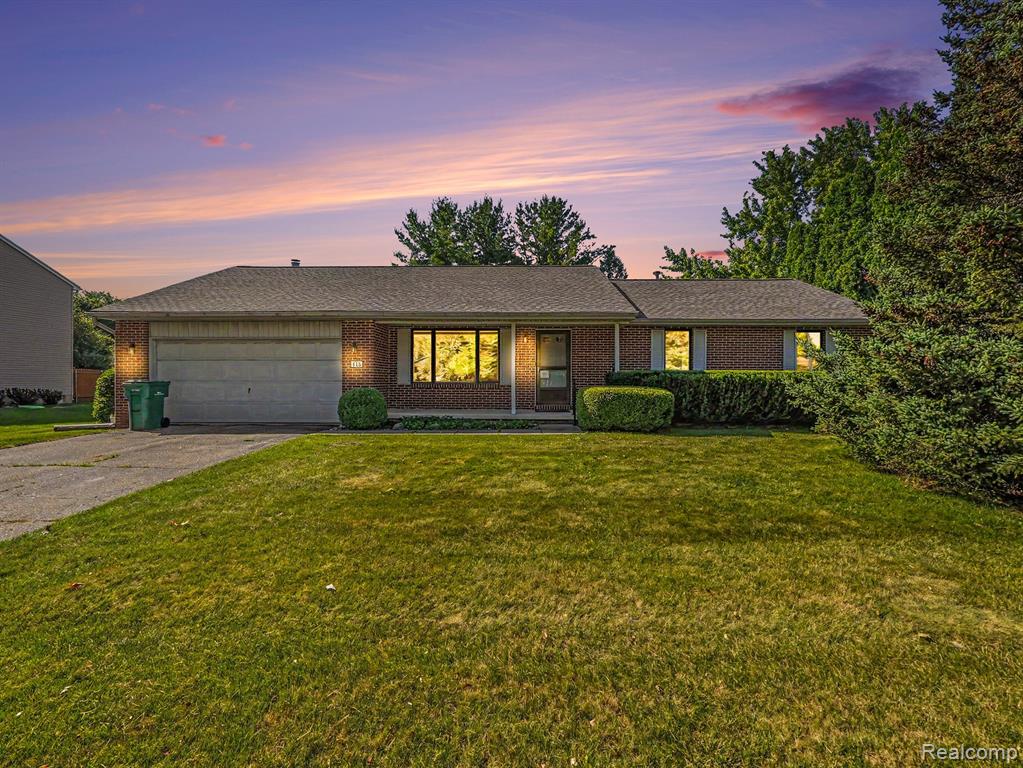 415 Bennington Court, Saline, MI 48176 — front exterior