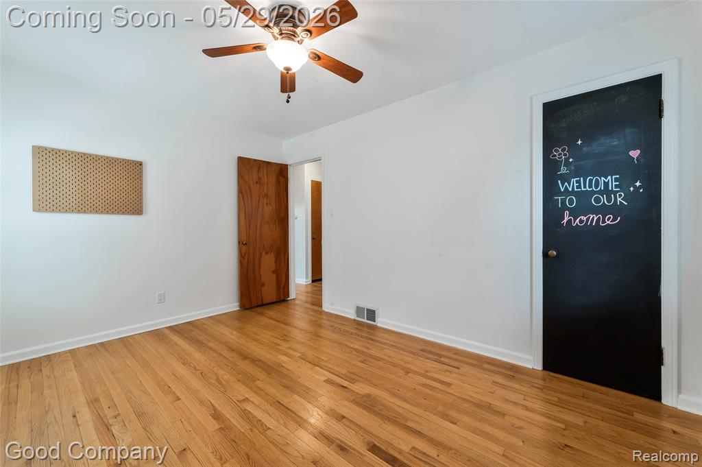525 Helene Avenue, Royal Oak, MI 48067 — Photo 15