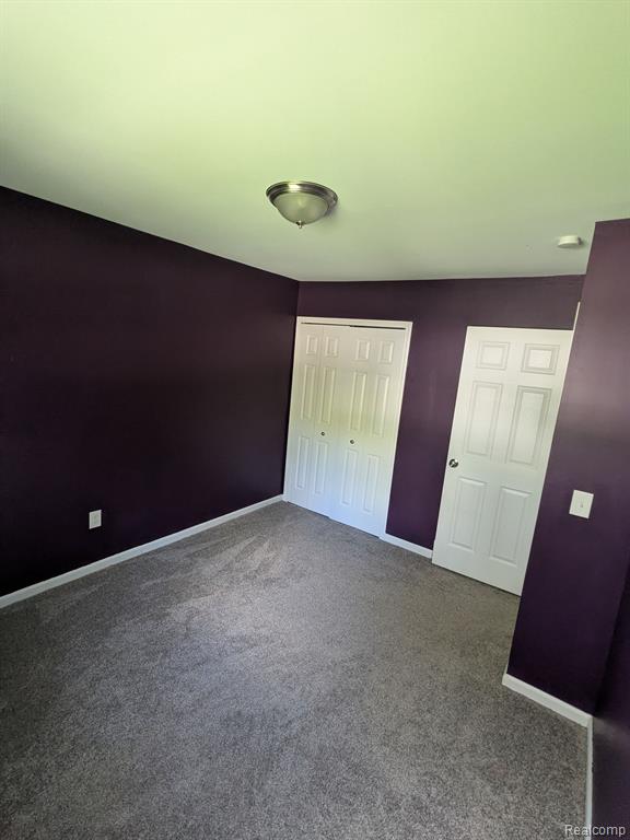 631 S ELM Street, Lapeer, MI 48446 — Photo 8