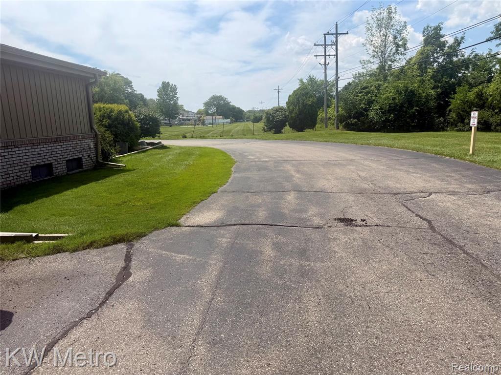 41694 Bedford, Canton, MI 48187 — Photo 21
