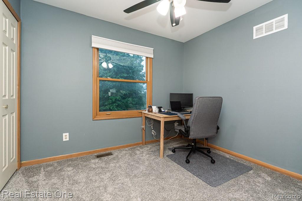 6778 Baytree Court, Shelby Twp, MI 48316 — Photo 31