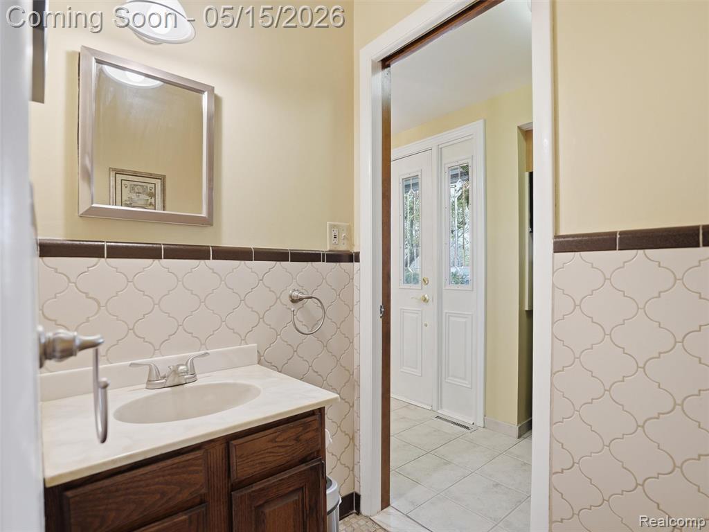 8645 Fieldcrest Drive, Brighton, MI 48116 — Photo 22