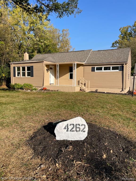 4262 W COURT Street, Flint, MI 48532 — front exterior