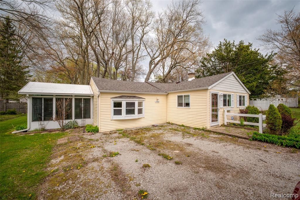 7203 Aspen Road, Lexington, MI 48450 — Photo 27