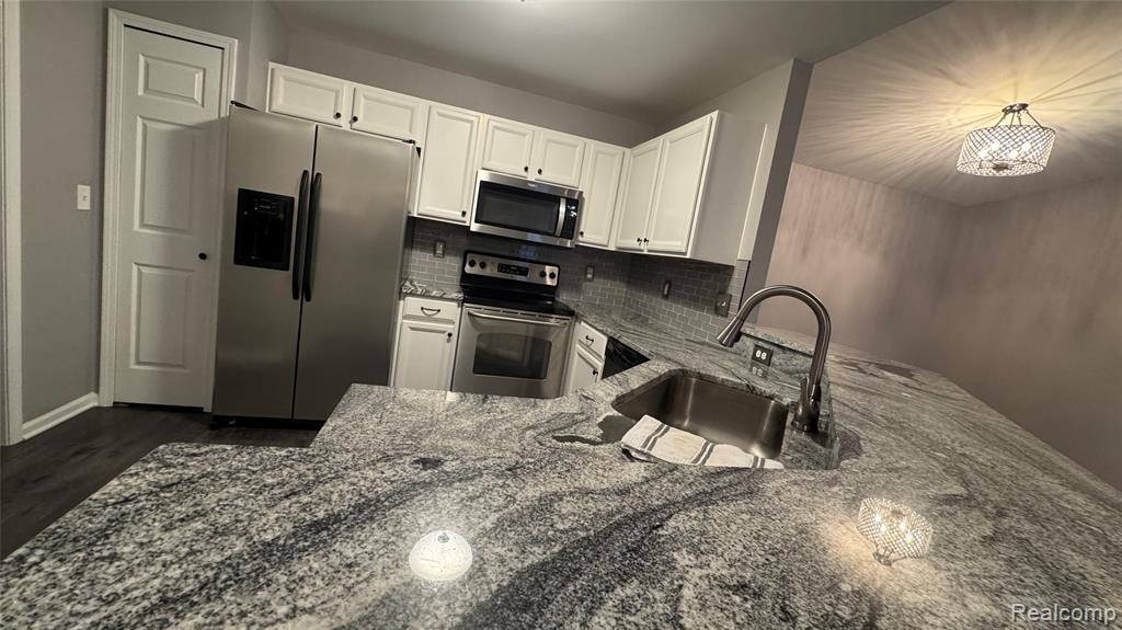 15228 Yale Drive, 257, Clinton Twp, MI 48038 — Photo 12