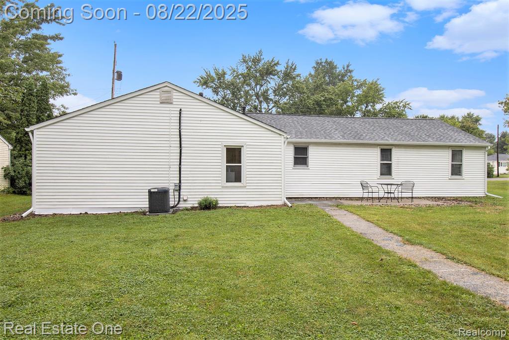 7375 Rory Street, Grand Blanc, MI 48439 — Photo 19