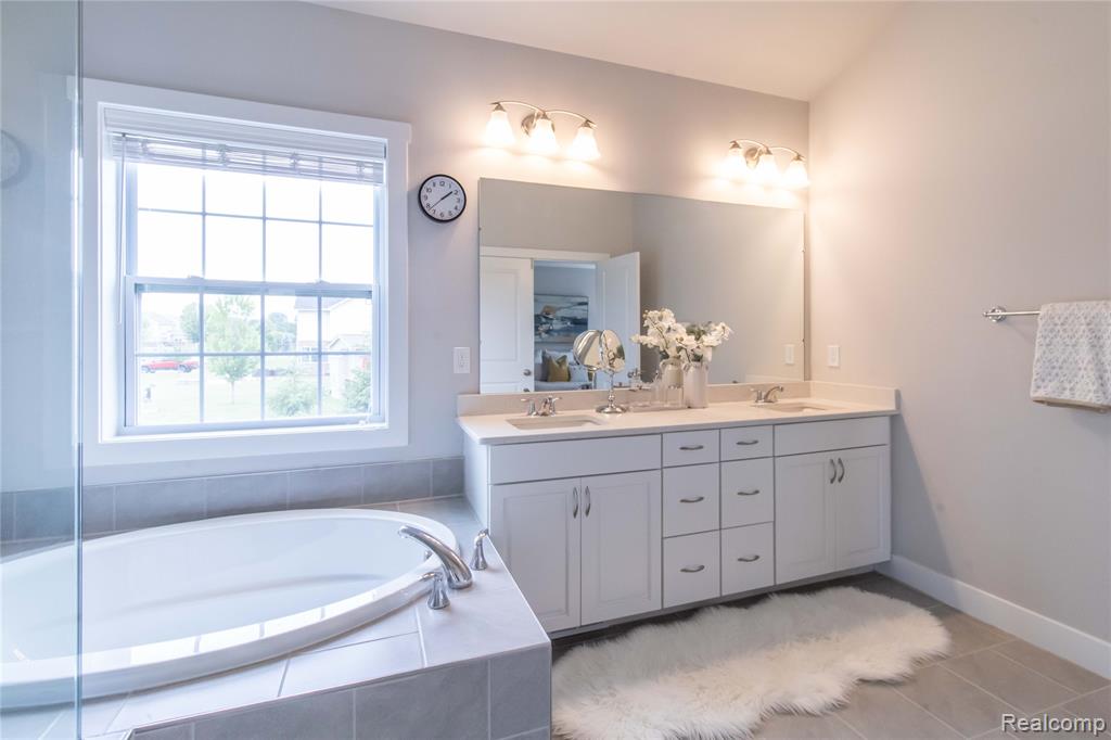 1648 S Tannytown Road, Canton, MI 48188 — Photo 43