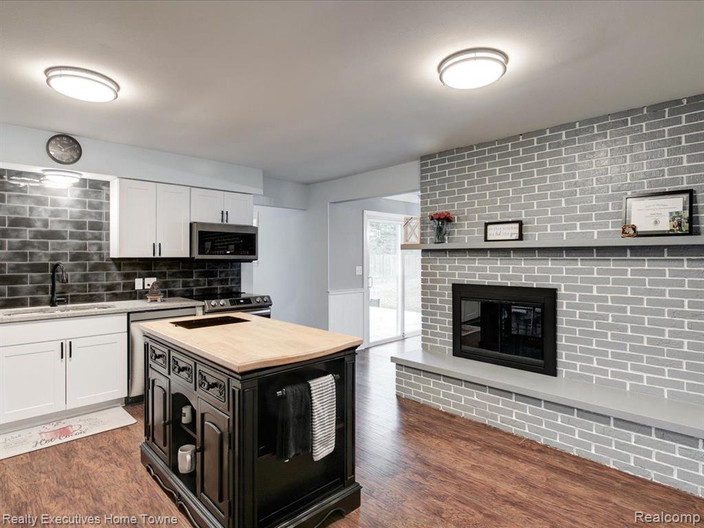 4551 ATKINS Road, Clyde, MI 48049 — Photo 6