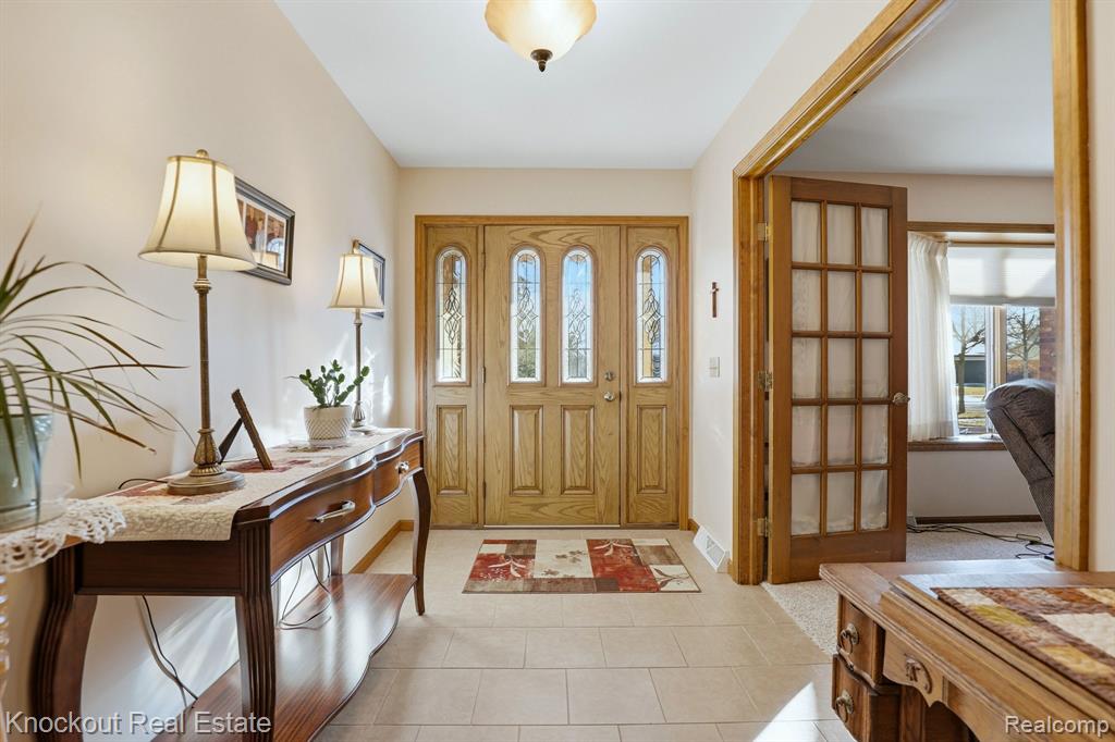 686 Willow Lane, Frankenmuth, MI 48734 — Photo 7