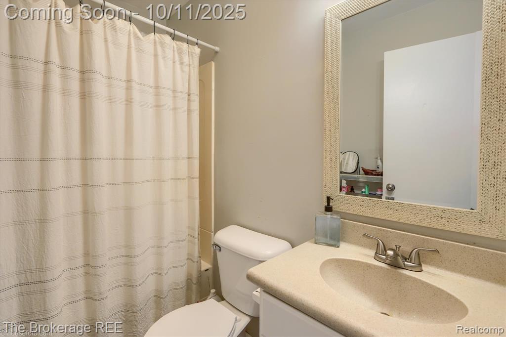 5241 Drayton Road, Clarkston, MI — Photo 27