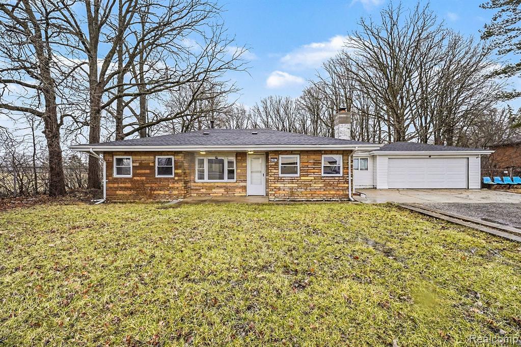 4267 Torrey Road, Flint, MI 48507 — front exterior