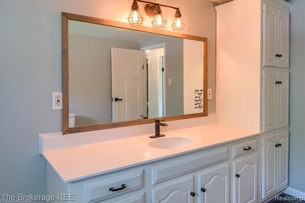293 Hickory Place Drive, Columbiaville, MI 48421 — Photo 50