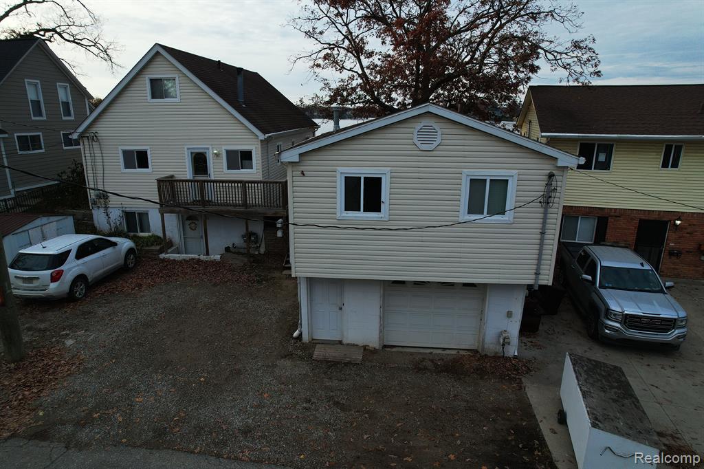 90 PARK ISLAND Drive, Lake Orion, MI 48362 — front exterior