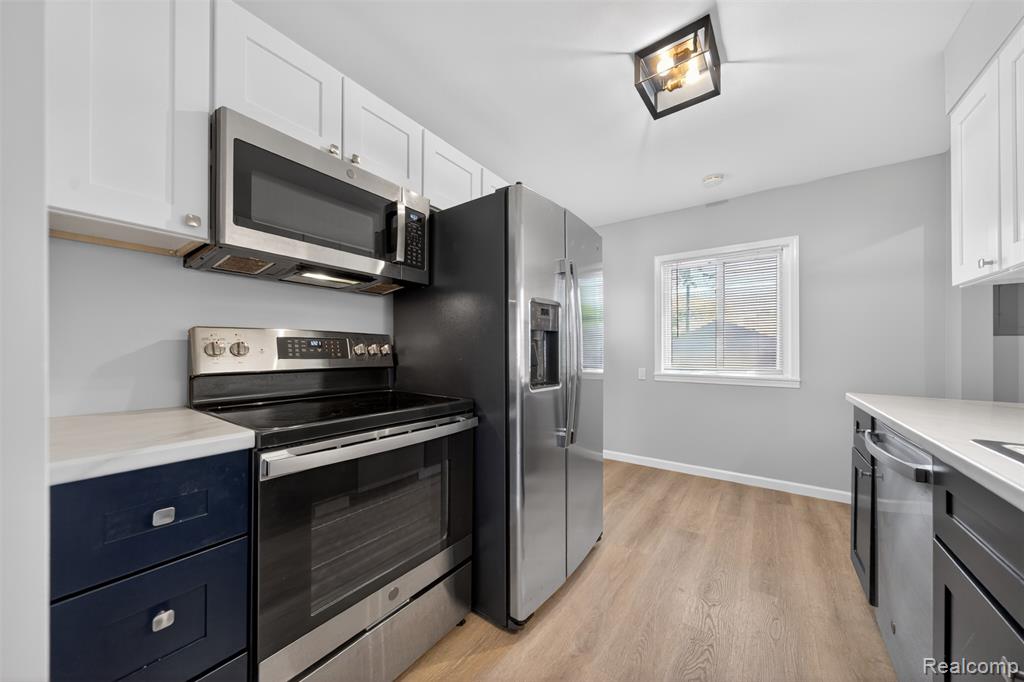 26692 Lorenz Street, Madison Heights, MI 48071 — Photo 5