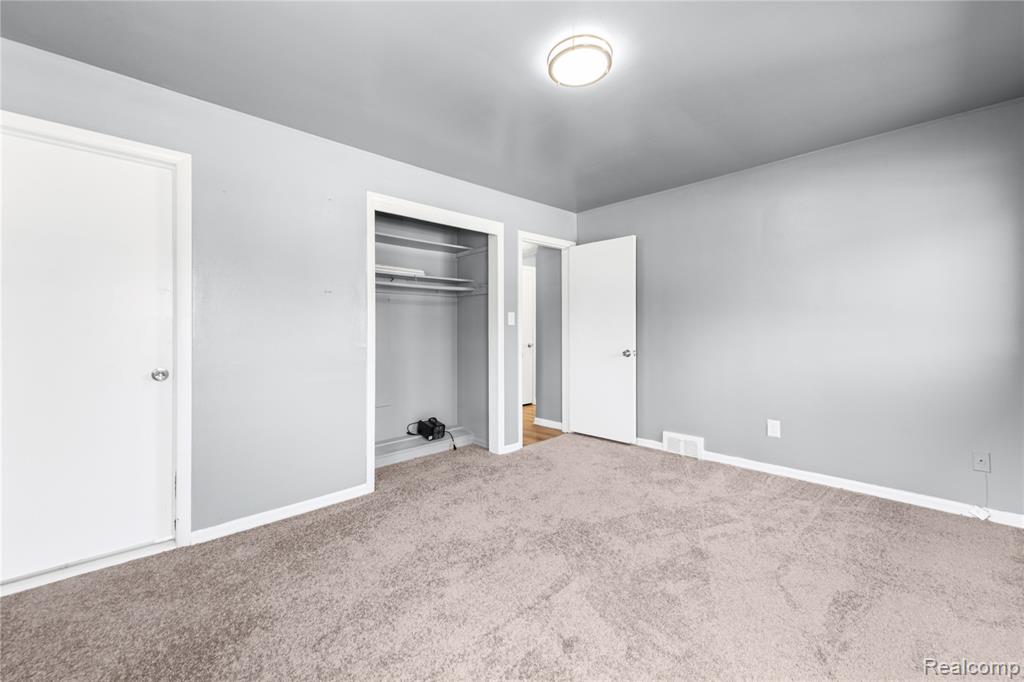 23701 Coyle Street, Oak Park, MI 48237 — Photo 16