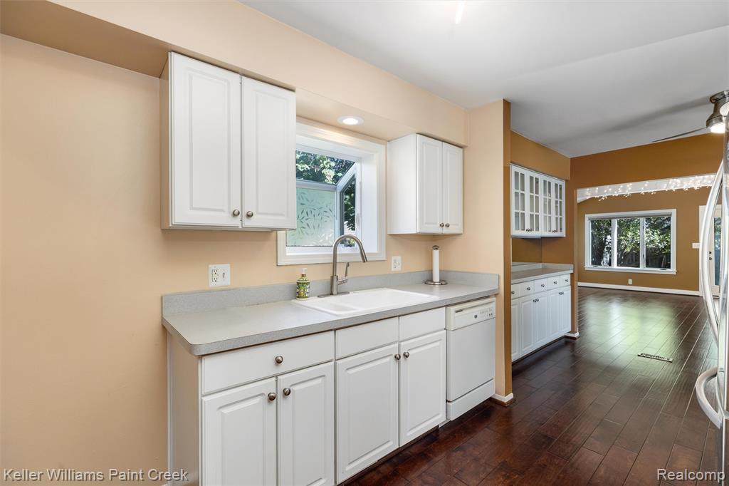 800 Lockwood Road, Royal Oak, MI 48067 — Photo 32
