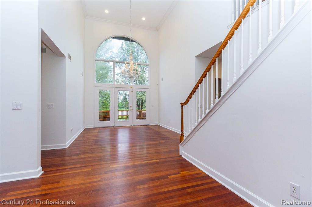 685 Dornoch Drive, Ann Arbor, MI 48103 — Photo 7