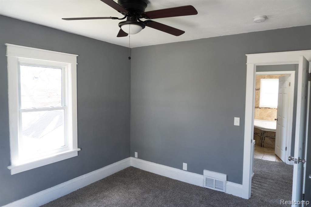 432 BUCKINGHAM Avenue, Flint, MI 48507 — Photo 35