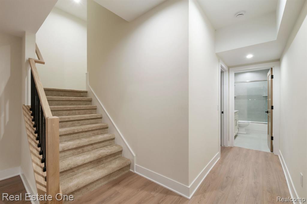 4016 W Webster Road, Royal Oak, MI 48073 — Photo 32