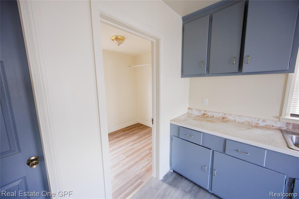 8242 Maxwell Avenue, Warren, MI 48089 — Photo 12