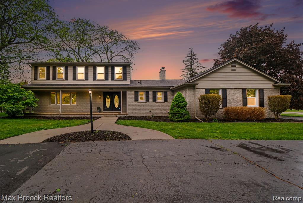 2808 Donegal Drive, Troy, MI 48098 — Photo 3