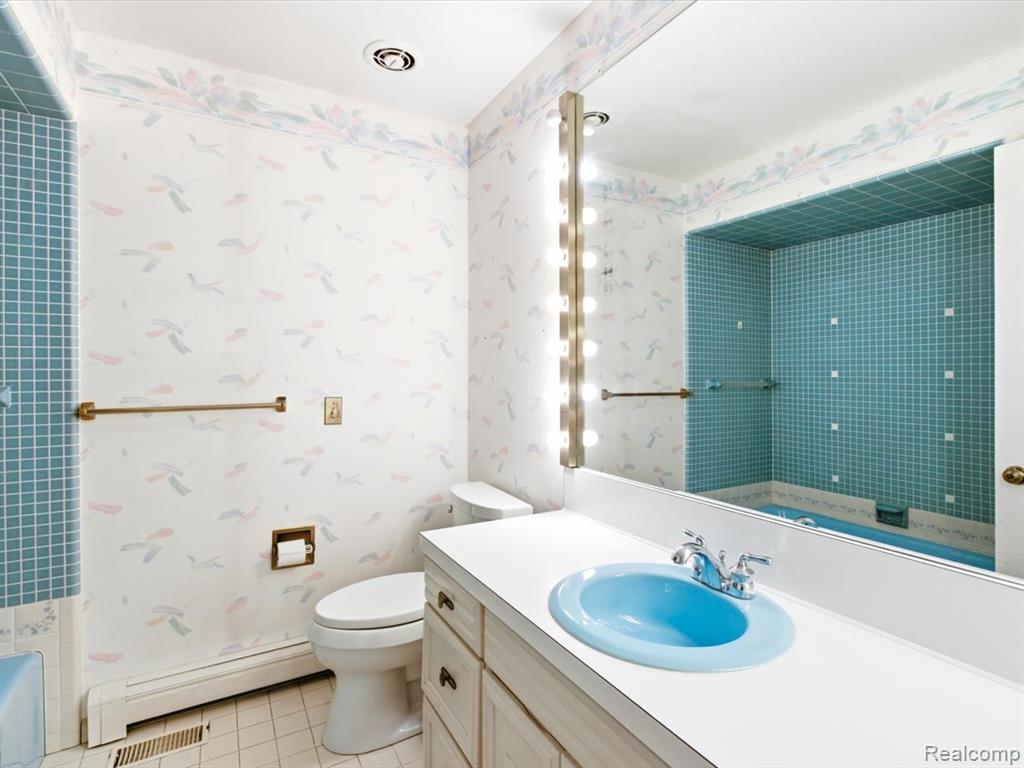 2857 Riverwood Court, Port Huron, MI 48060 — Photo 37