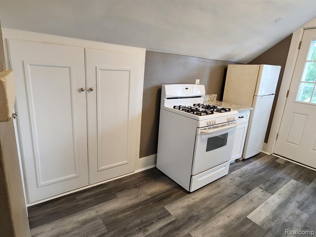 703 W MARSHALL (UPPER UNIT), Ferndale, MI 48220 — Photo 3