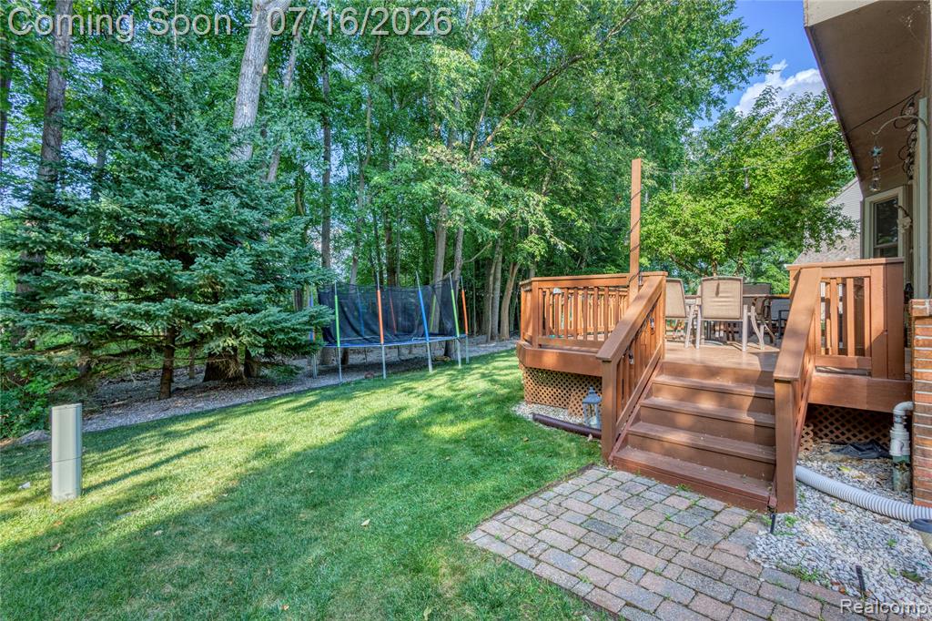 42790 Ledgeview Drive, Novi, MI 48377 — Photo 30