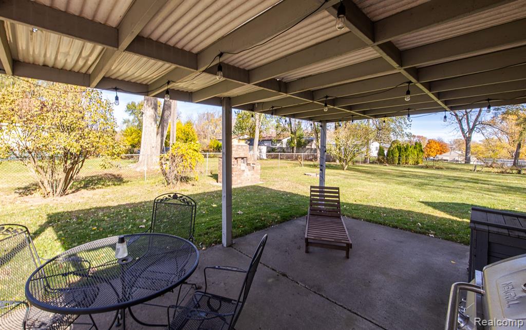 44084 Utica Road, Utica, MI 48317 — Photo 41