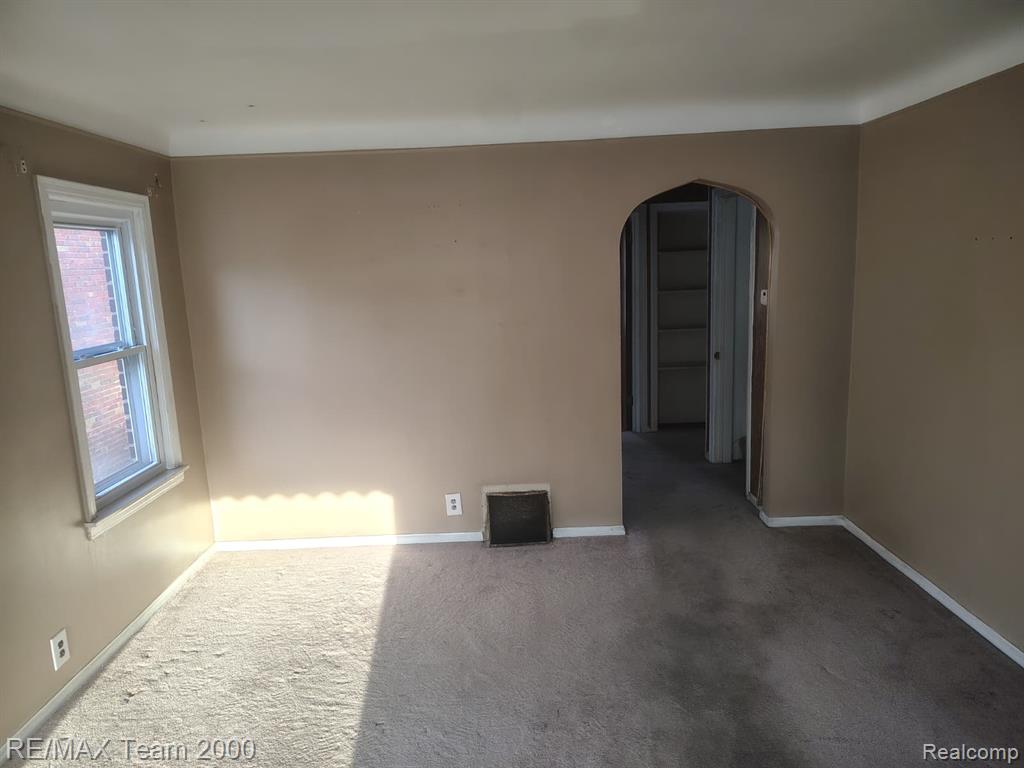8088 Ohio Street, Detroit, MI 48204 — Photo 6