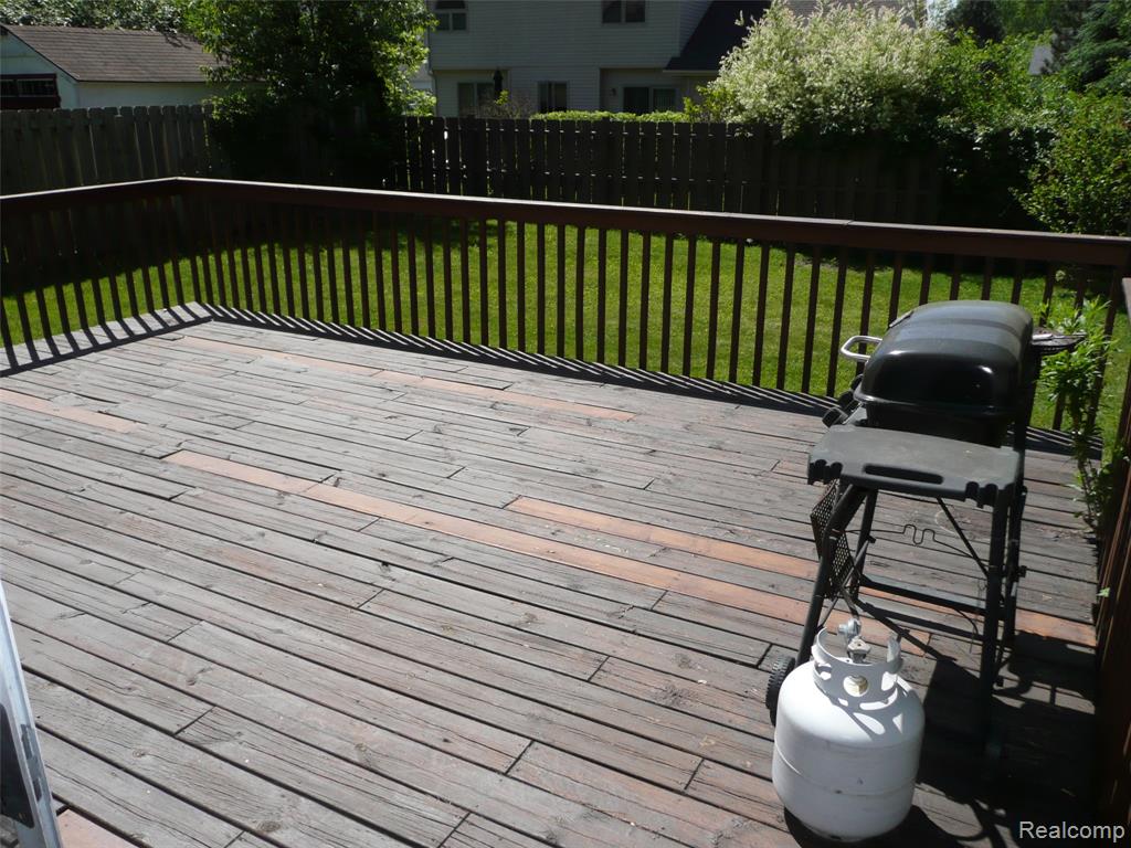 2388 Ava, Howell, MI 48843 — Photo 29