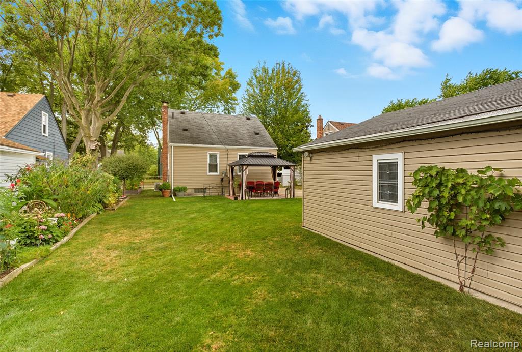 4176 Cummings Avenue, Berkley, MI 48072 — Photo 30