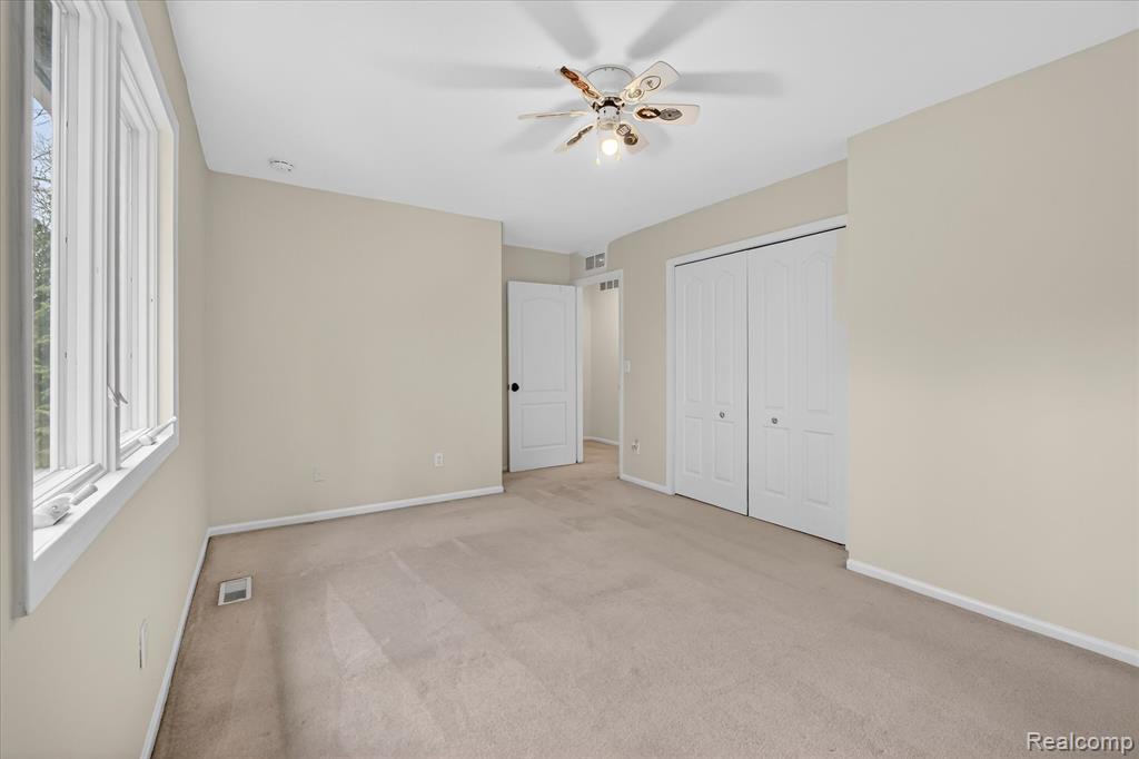 10384 Overhill Drive, Brighton, MI 48114 — Photo 29