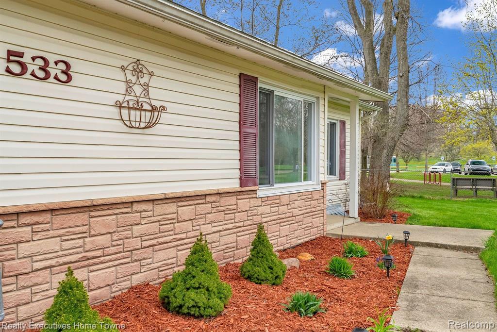533 RUST PARK Drive, Grand Blanc, MI 48439 — Photo 43