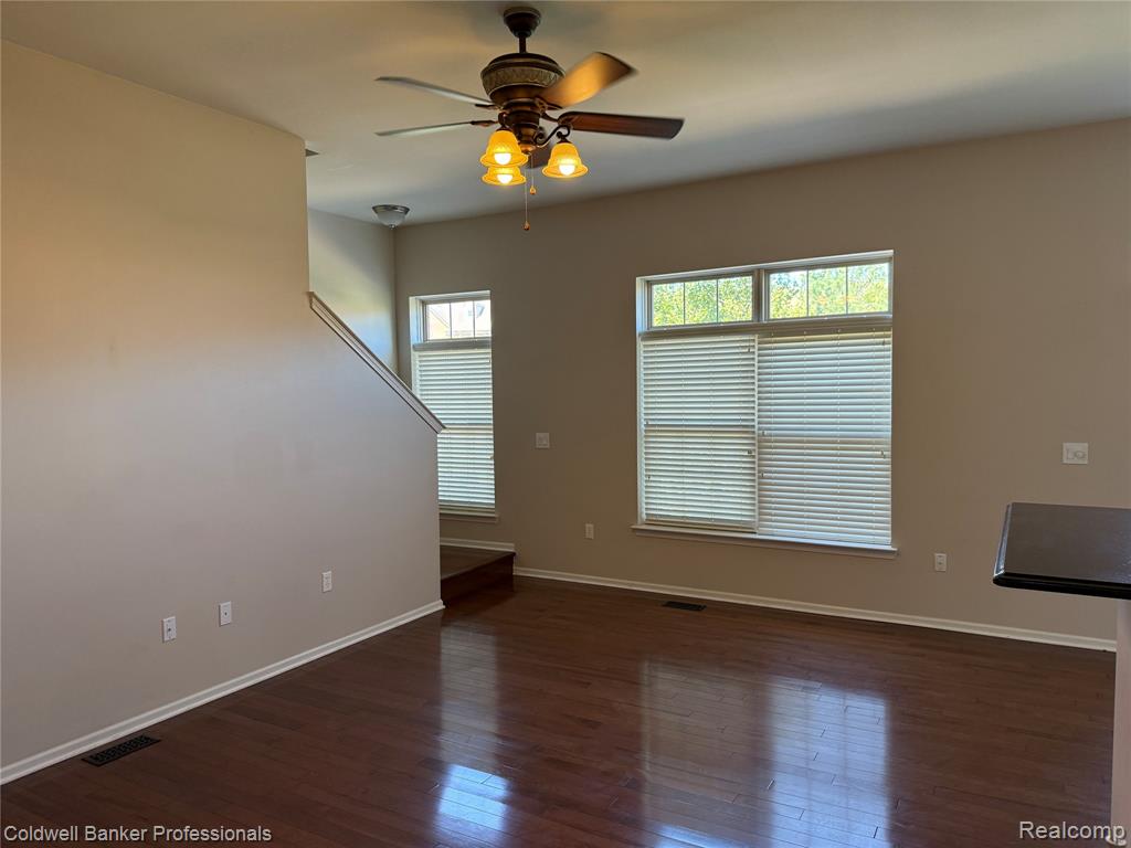 39792 ROCKCREST CIR, Northville, MI — Photo 4