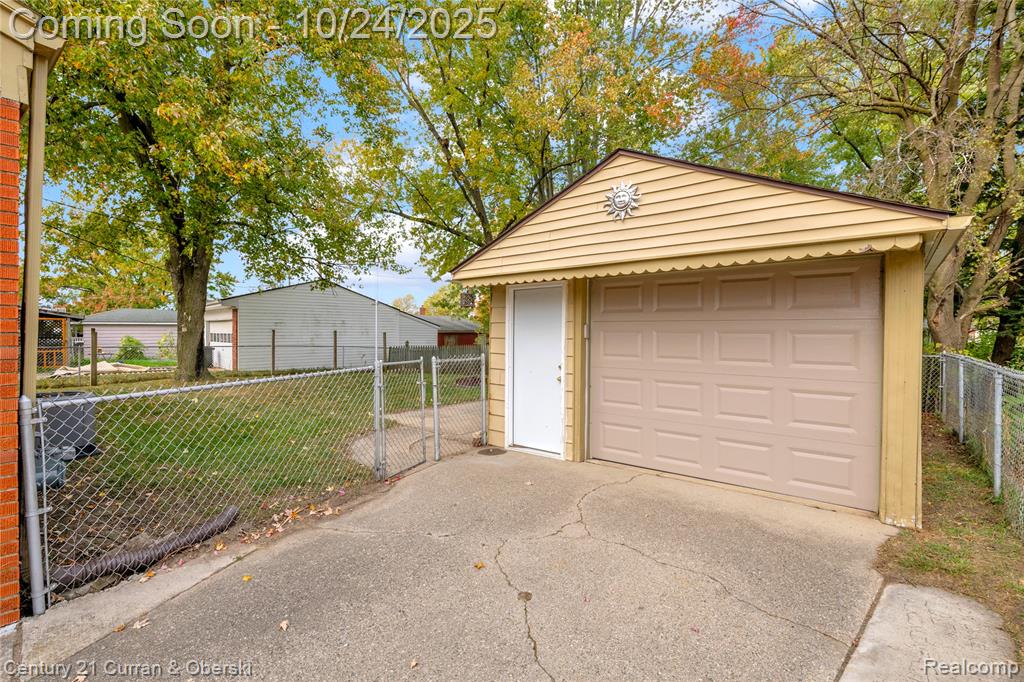 1001 Juneau Road, Ypsilanti, MI 48198 — Photo 27