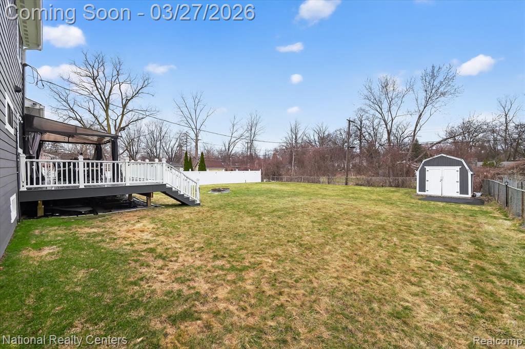 946 Dunreath Street, Wolverine Lake, MI 48390 — Photo 52
