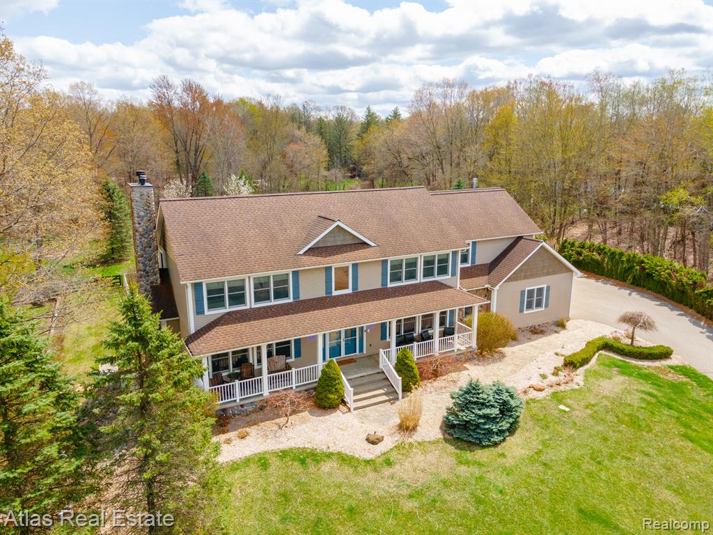 2716 LAKE GEORGE Road, Leonard, MI 48367 — Photo 2