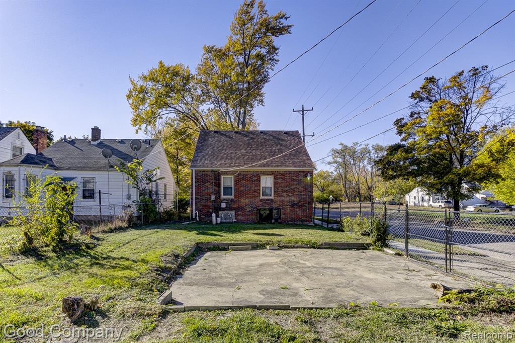 20070 Irvington Street, Detroit, MI 48203 — Photo 37