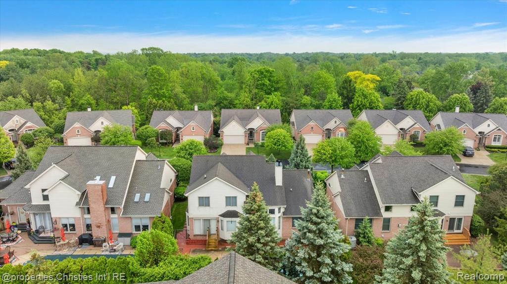 47274 Hunters Park Drive, Plymouth, MI 48170 — Photo 51
