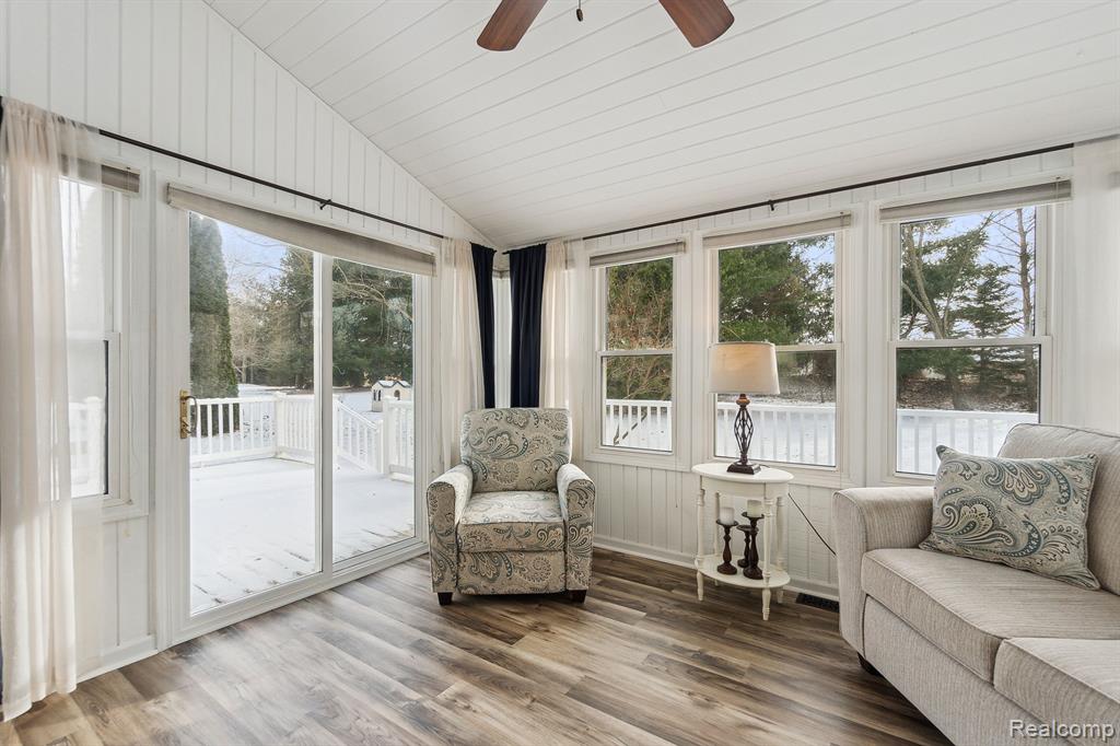 2086 CUMBERLAND Drive, Brighton, MI 48114 — Photo 19