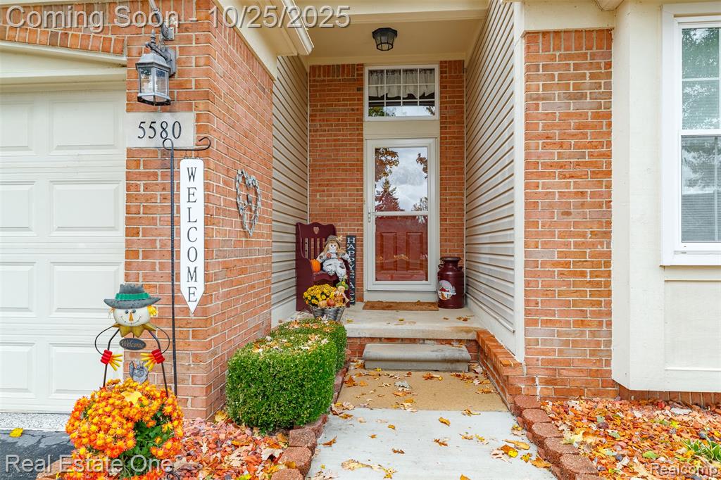 5580 Elmhurst Drive, Trenton, MI 48183 — Photo 3