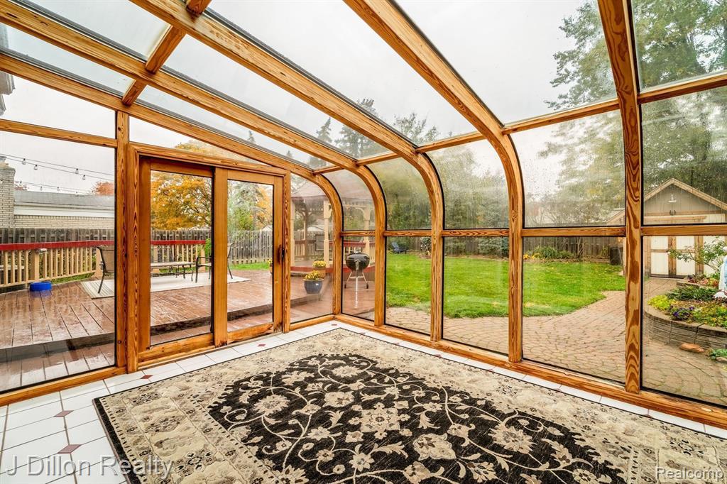 43682 LOMBARDY Drive, Canton, MI 48187 — Photo 36