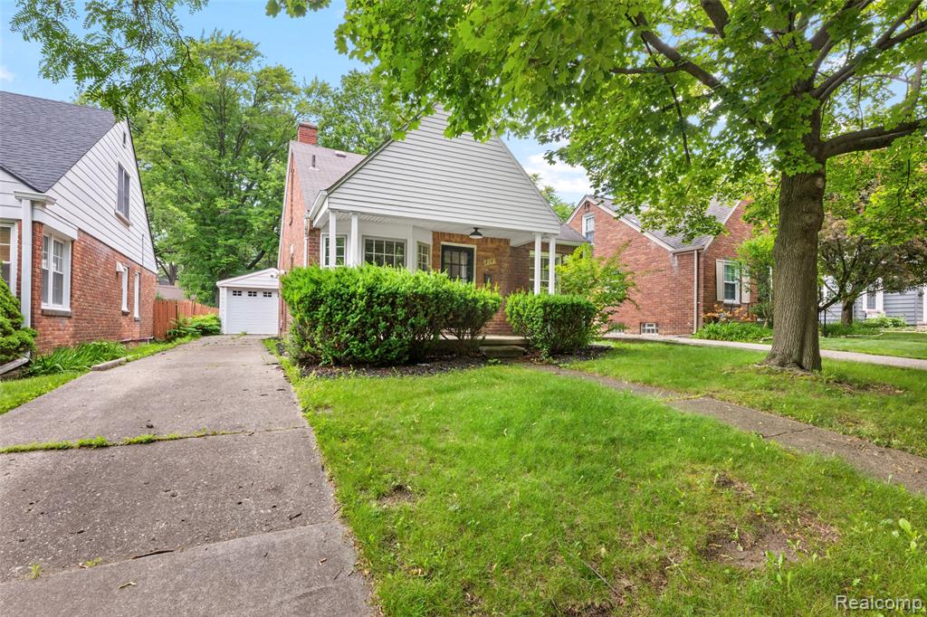 414 Aqua Court, Royal Oak, MI 48073 — Photo 4