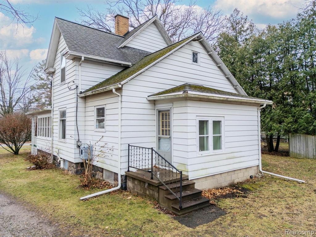 310 WOOD Street, Stockbridge, MI 49285 — Photo 8
