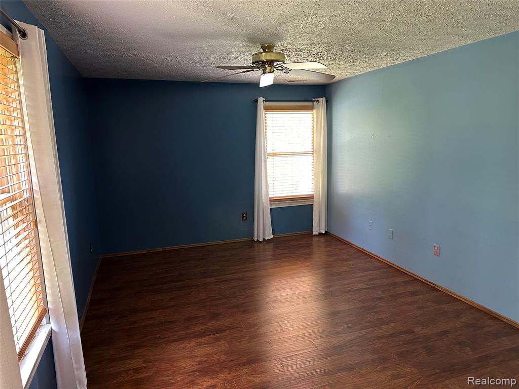 61290 Greenwood Drive, 94, South Lyon, MI 48178 — Photo 13