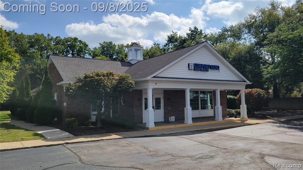 39475 Ann Arbor Road E, Plymouth, MI 48170