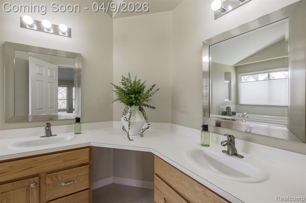 5622 Wembley Court, Clarkston, MI — Photo 30